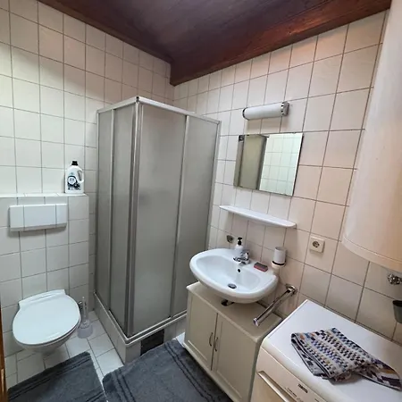 Watten's Umgebung 아파트